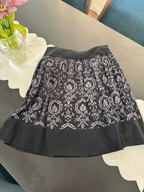 LOFT Black Floral-Pattern Circle Skirt
